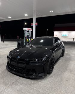 Ravoony Plus Glossy Crystal Black Car Vinyl Wrap review Michael