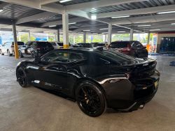 Ravoony Plus Glossy Crystal Black Car Vinyl Wrap review Nathan Roney 01