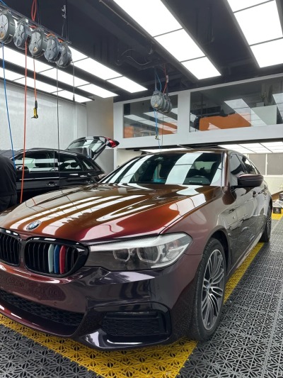 Ravoony Plus PET Gloss Color Shift Rainbow Drift Black Red Vinyl Wrap review Anton 01